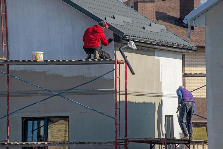 Faites-nous confiance pour mener à bien votre projet de ravalement de façade, quelle que soit son envergure.